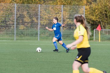 Bild 31 - F SSC Hagen Ahrensburg - SV Frisia 03 Risum-Lindholm : Ergebnis: 2:0